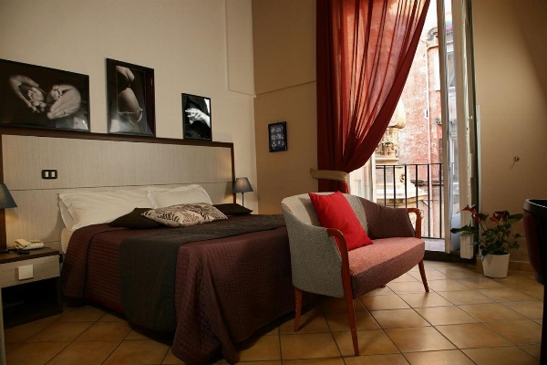 Caravaggio Hotel image 1